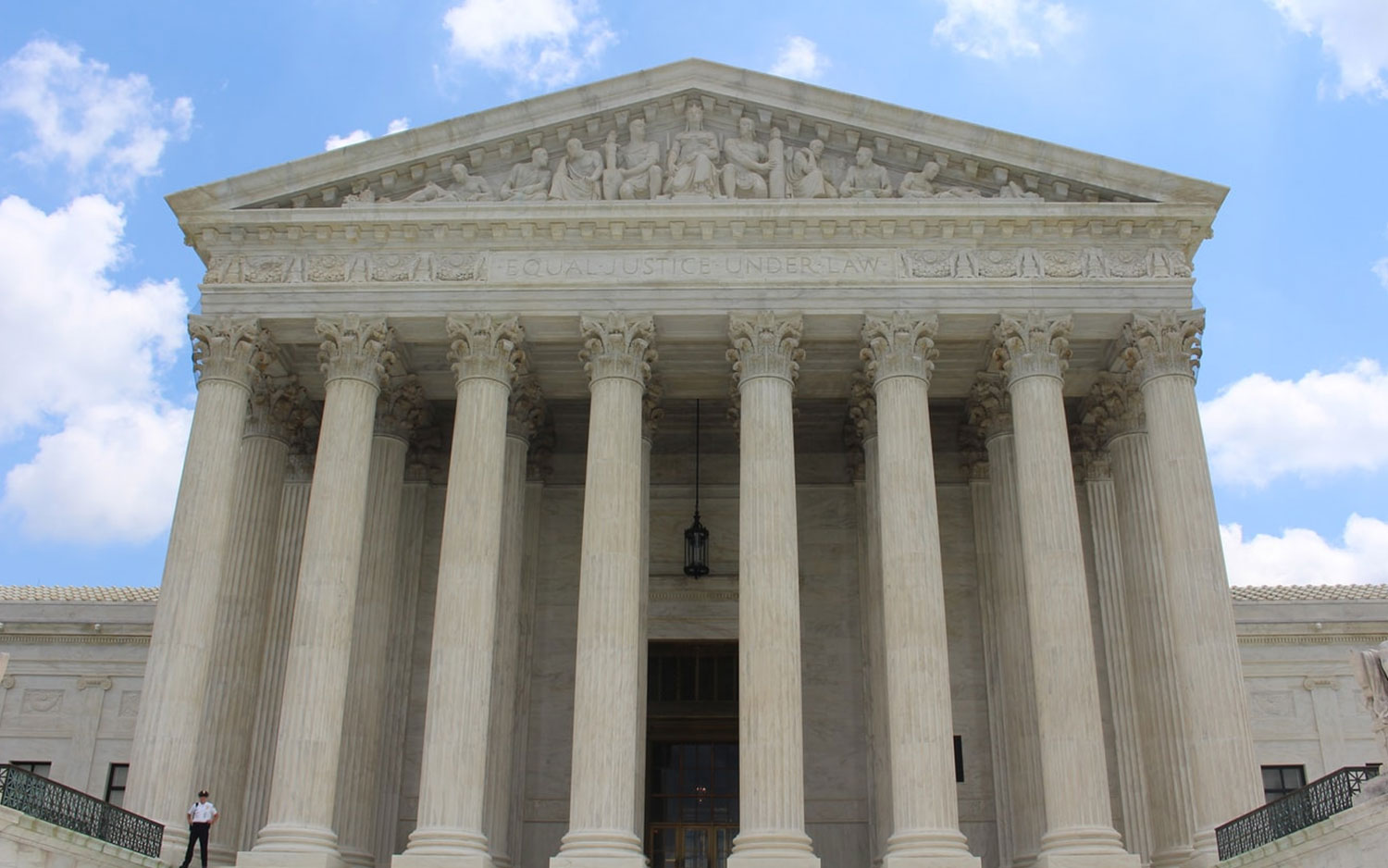 Excès de vitesse : sanctions, risques et recours de l’avocat